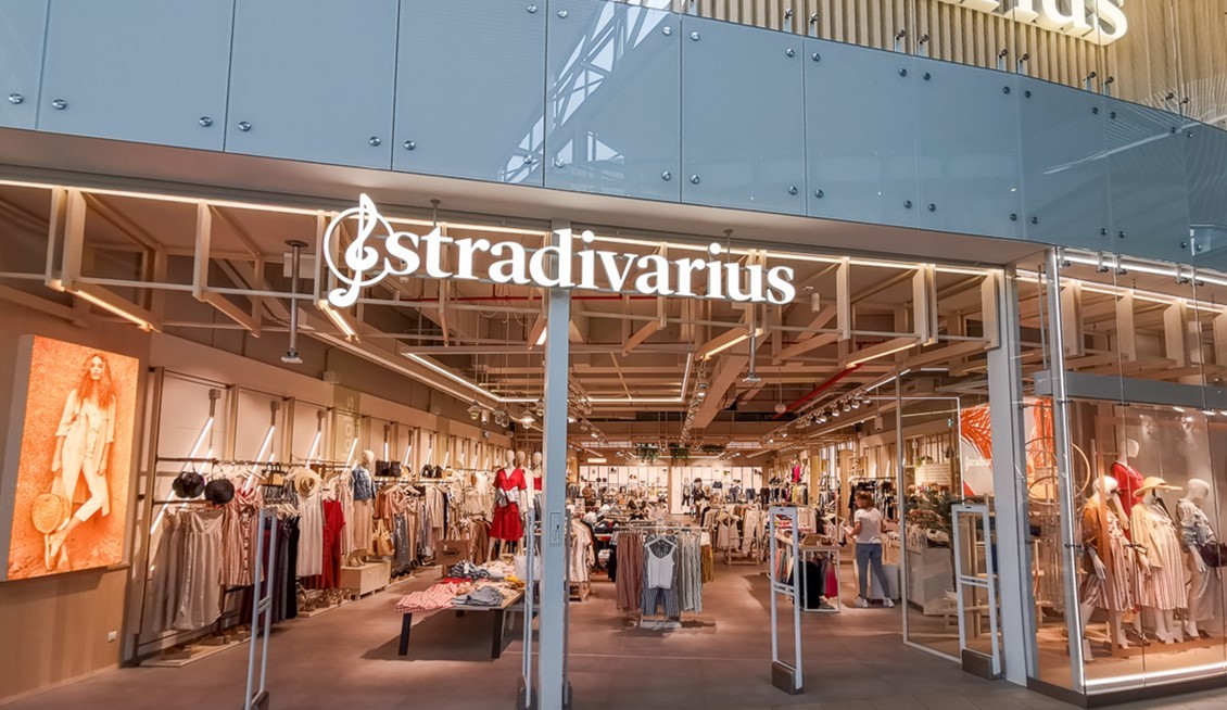 Stradivarius Việt Nam