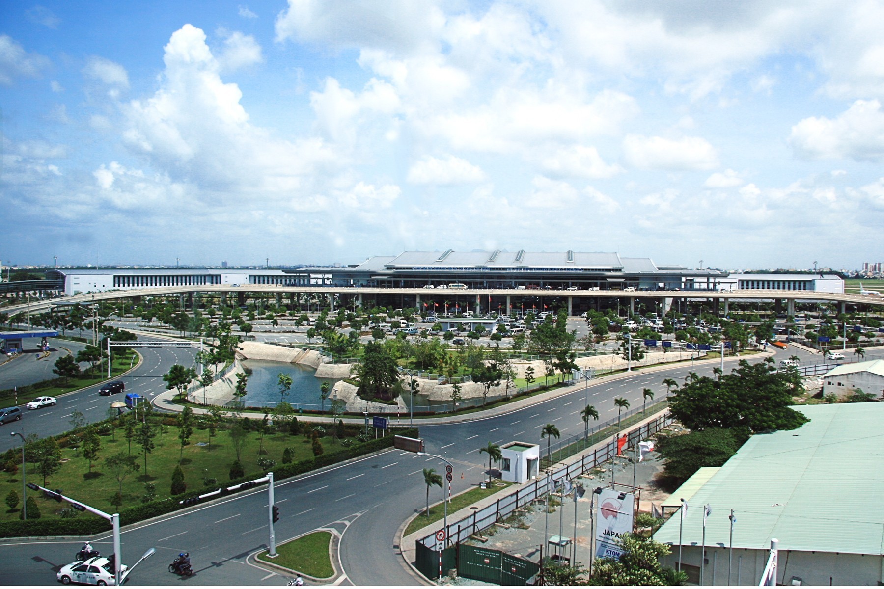 Sân bay & Cảng biển